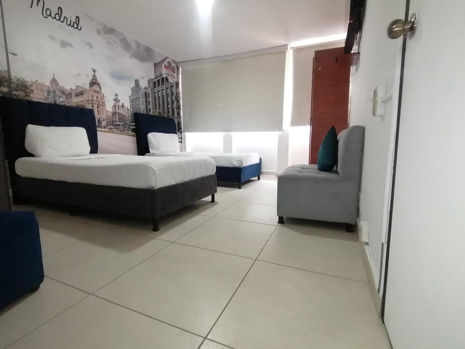Aw Hotel Urban 80 Меделин Екстериор снимка